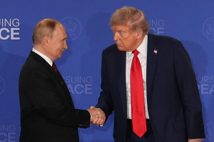 Trump Plans To Meet Separately With Zelenskyy and Putin